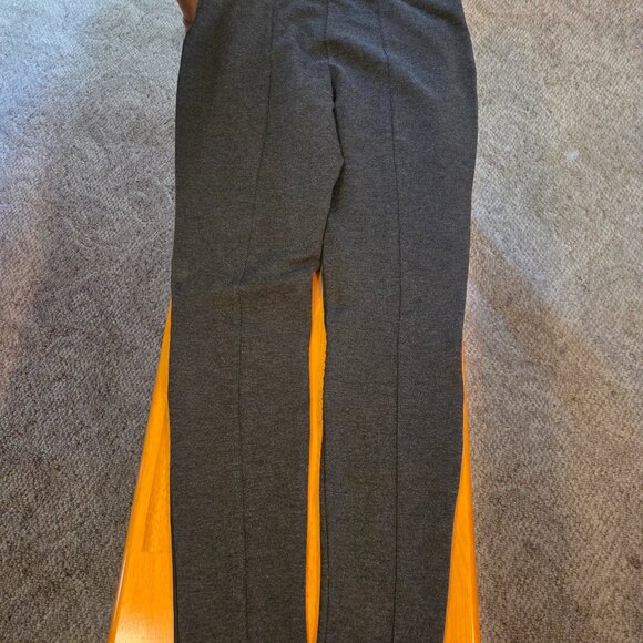 New Lyssé Grey Pants with Faux Leather Trim - L - Picture 4 of 6